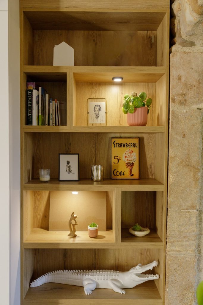 Projet particulier, aménagement intérieur : rénovation corps de ferme à Allex par Aurore Blache.